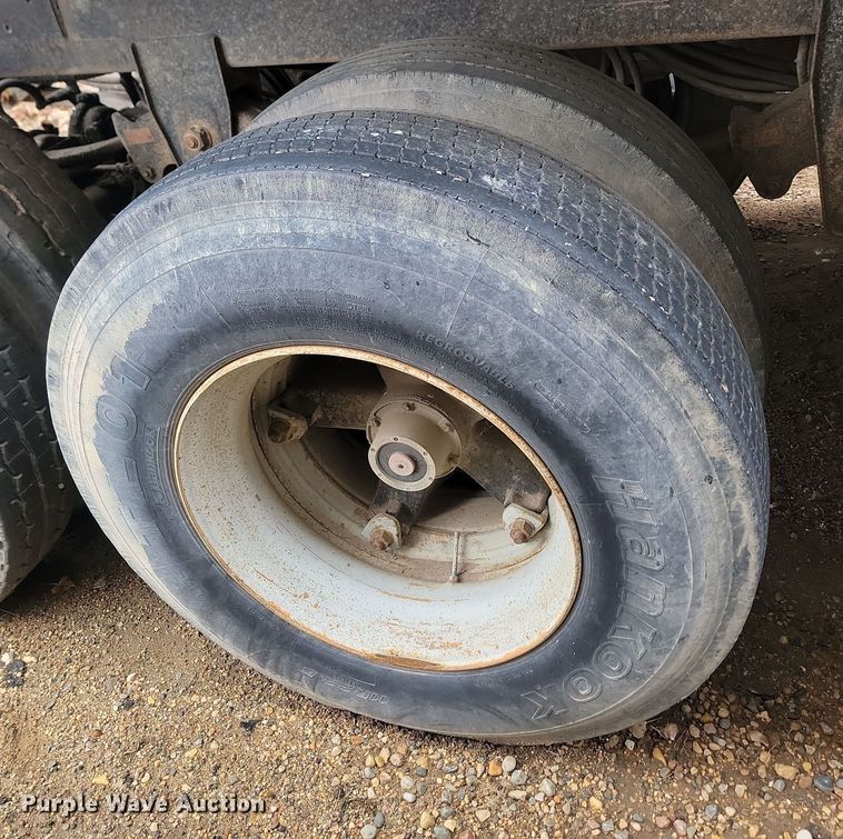 image for item KU9093 1994 Drake end dump pup trailer