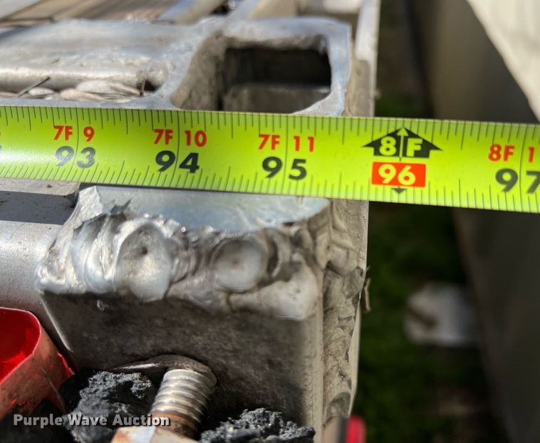 image for item KV9866 1996 Reitnouer flatbed trailer