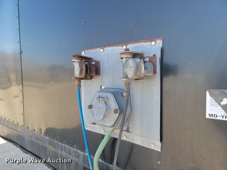 image for item LA9755 2004 Fontaine  IFTW-6-5053SLWK-CS side curtain trailer