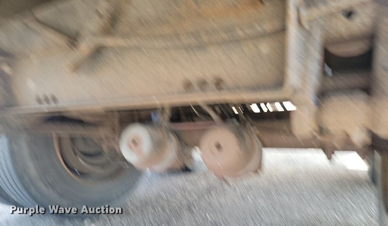 image for item LA9755 2004 Fontaine  IFTW-6-5053SLWK-CS side curtain trailer