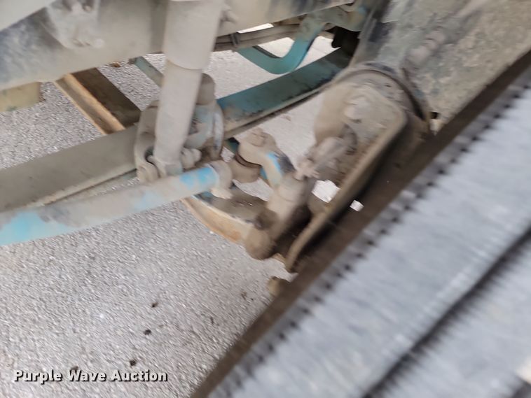 image for item LD9117 2011 Volvo VNL semi truck