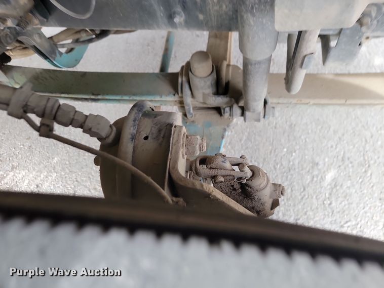 image for item LD9117 2011 Volvo VNL semi truck