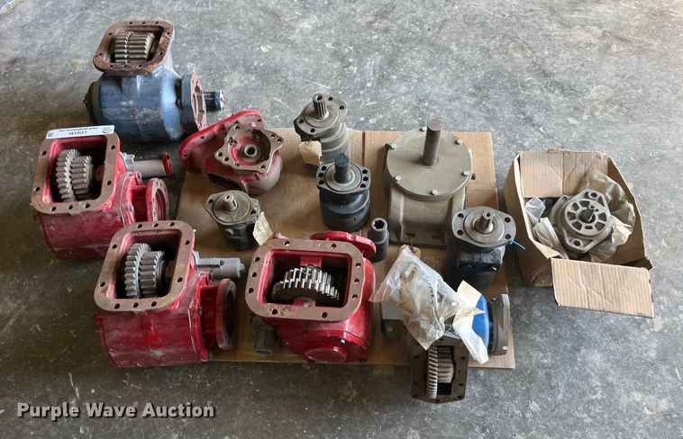 image for item LD9340 Approximately 12 PTO pumps