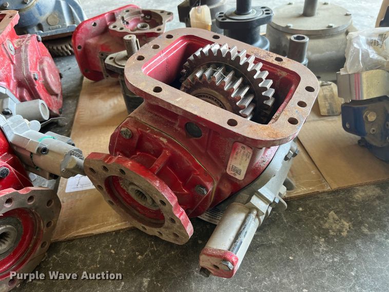 image for item LD9340 Approximately 12 PTO pumps