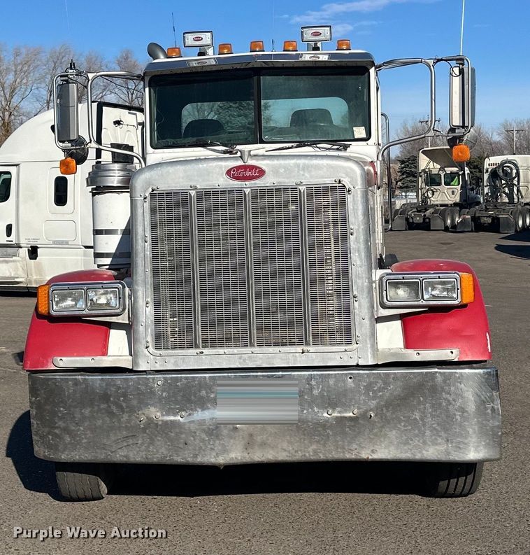 image for item LO9507 2005 Peterbilt  379 semi truck