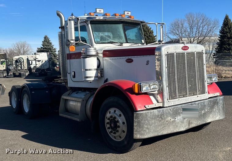 image for item LO9507 2005 Peterbilt  379 semi truck
