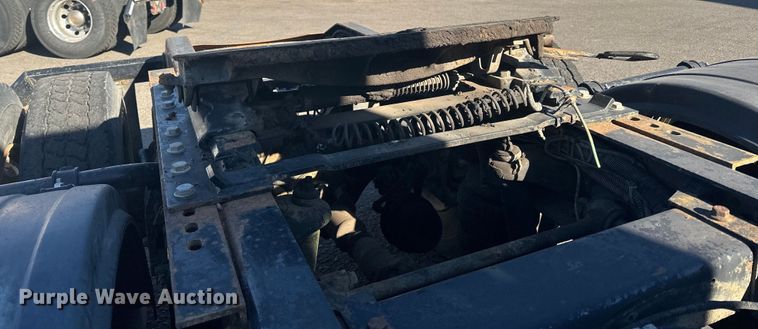 image for item LO9507 2005 Peterbilt  379 semi truck