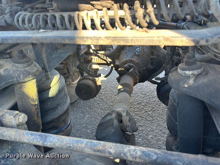 image for item LO9507 2005 Peterbilt  379 semi truck