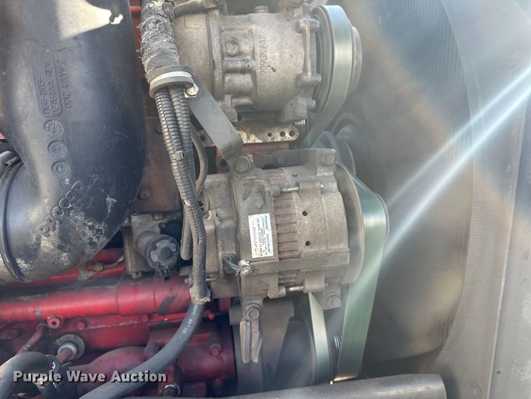 image for item LO9507 2005 Peterbilt  379 semi truck