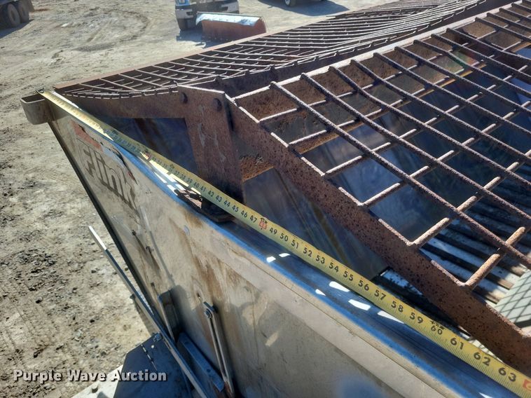 image for item MI9962 2006 International 7400 flatbed truck