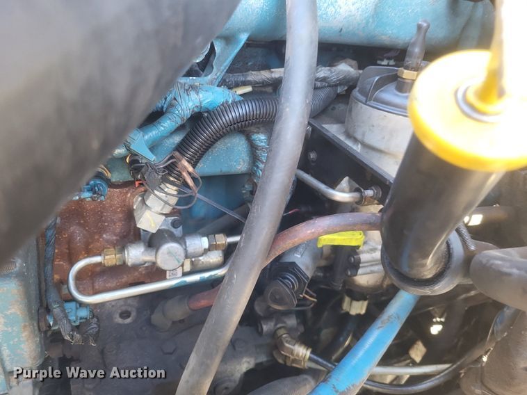 image for item MI9962 2006 International 7400 flatbed truck