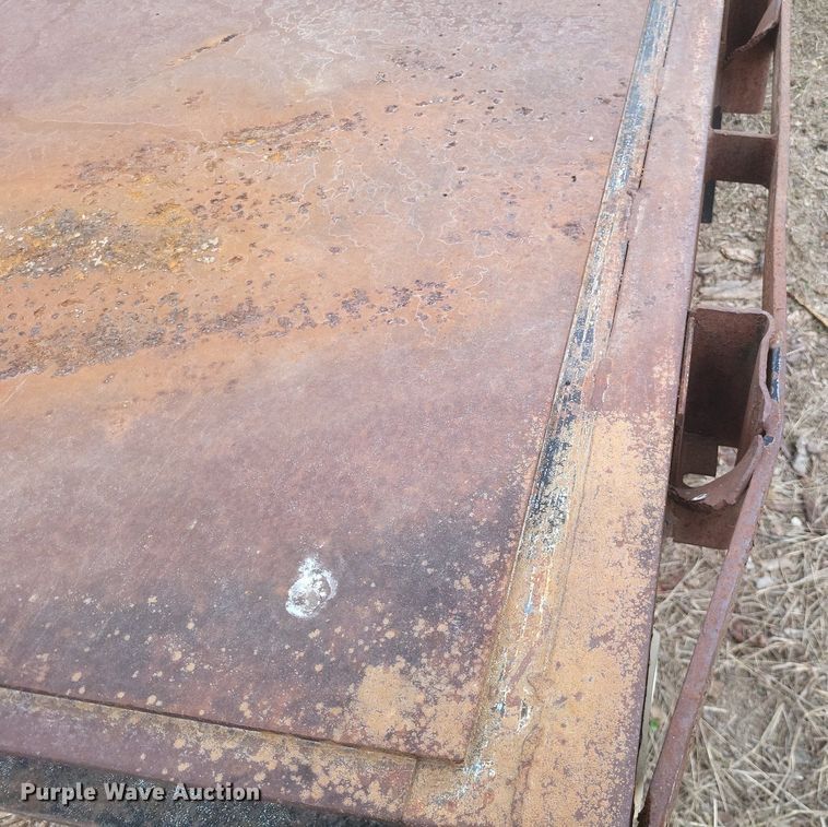 image for item MJ9011 Knapheide  flatbed