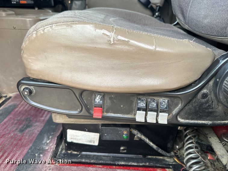 image for item NF9430 2007 International  9400i semi truck