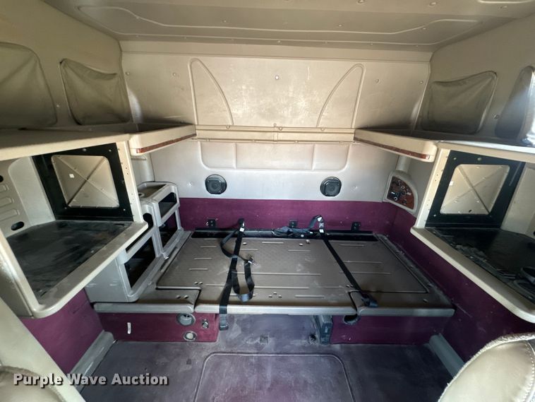 image for item NF9430 2007 International  9400i semi truck