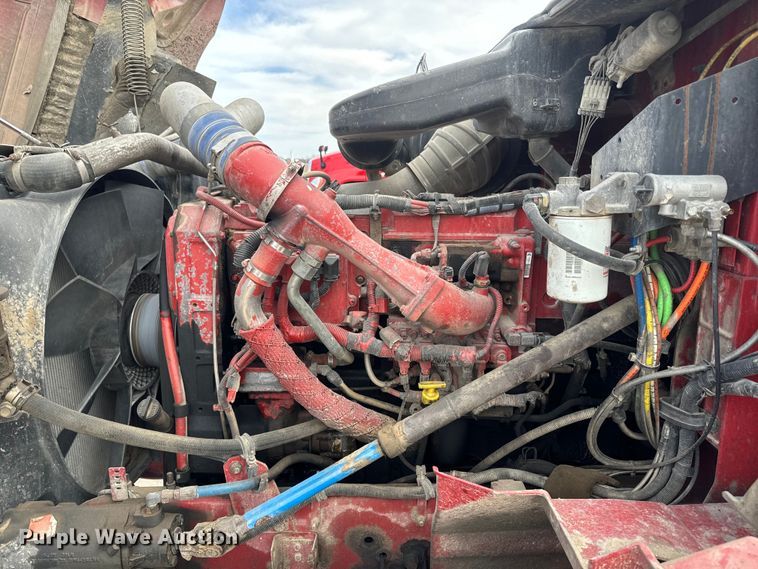 image for item NF9430 2007 International  9400i semi truck