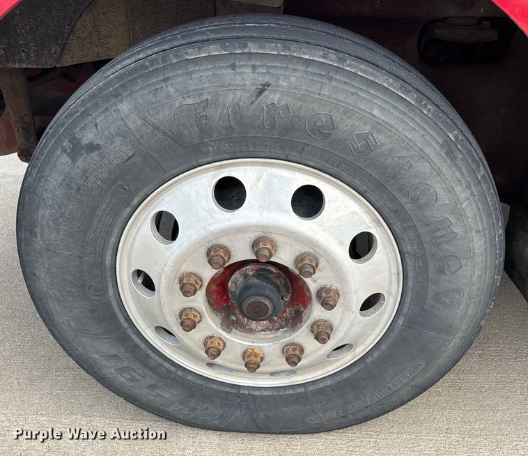 image for item NF9430 2007 International  9400i semi truck