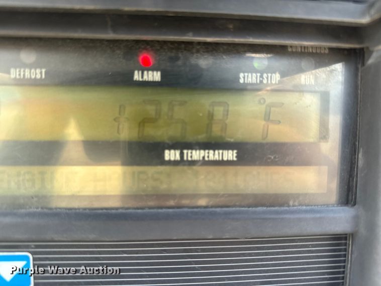 image for item NF9433 2006 Utility  VS2RA refrigerated van trailer