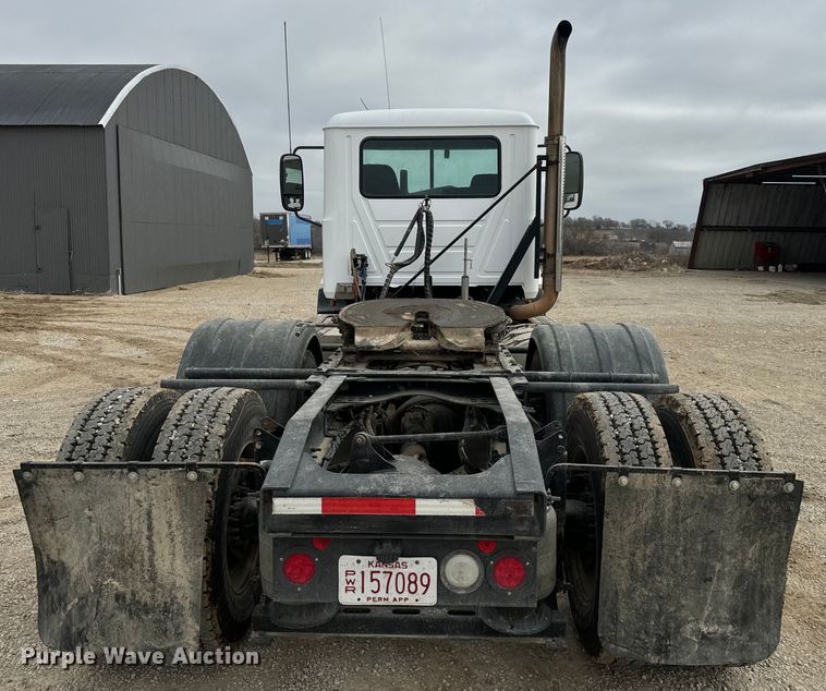 image for item NF9477 2013 Mack CXU613 semi truck