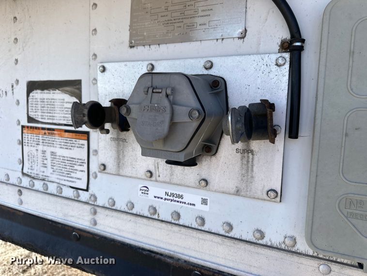 image for item NJ9386 2012 Great Dane SUP-1114-31053 refrigerated van trailer