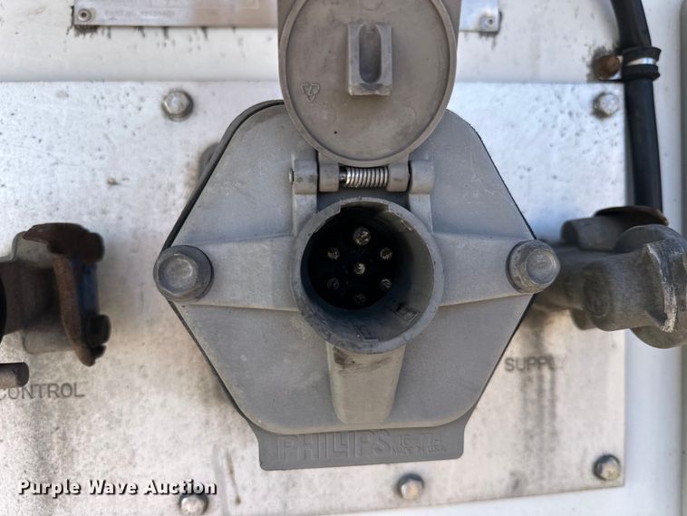 image for item NJ9386 2012 Great Dane SUP-1114-31053 refrigerated van trailer