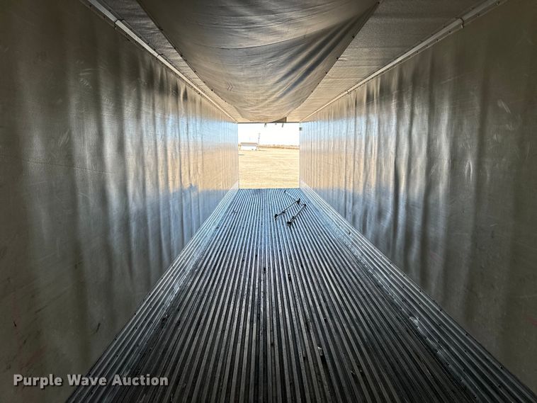 image for item NJ9386 2012 Great Dane SUP-1114-31053 refrigerated van trailer