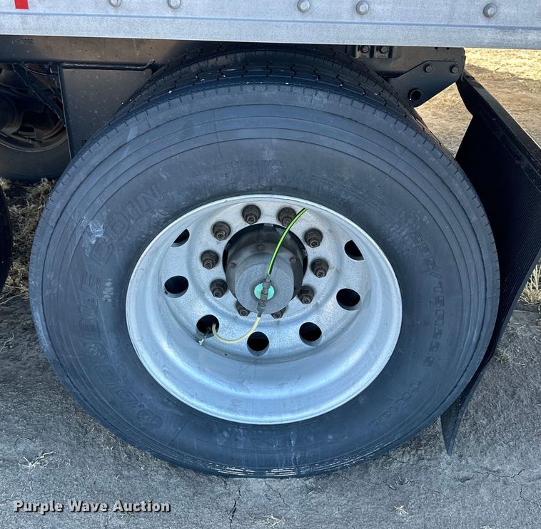 image for item NJ9386 2012 Great Dane SUP-1114-31053 refrigerated van trailer