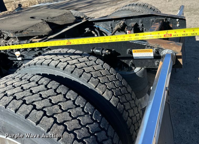 image for item NJ9388 2016 Freightliner  Cascadia semi truck