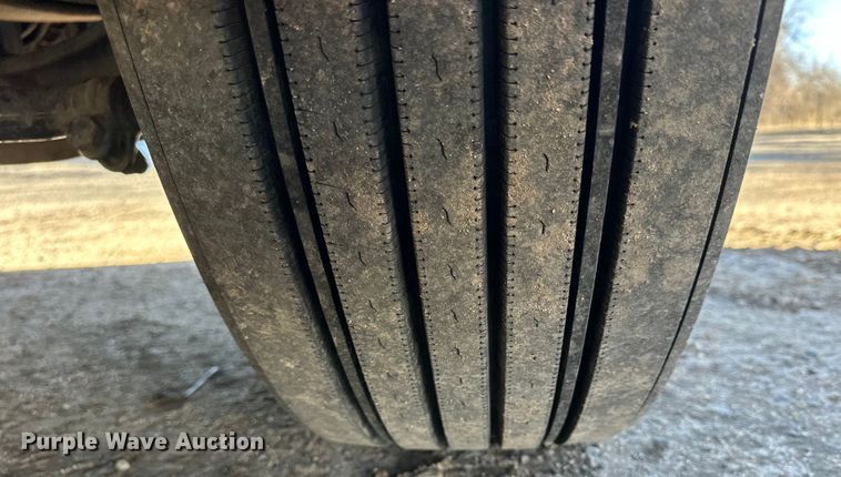 image for item NJ9388 2016 Freightliner  Cascadia semi truck