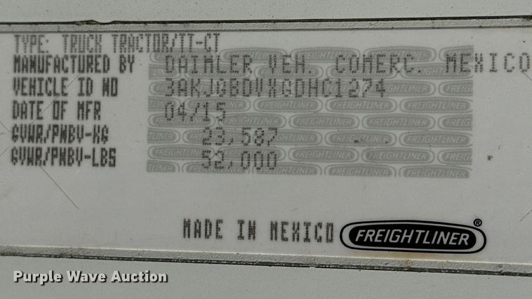 image for item NJ9388 2016 Freightliner  Cascadia semi truck