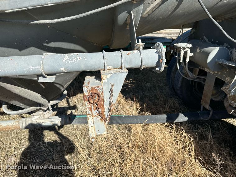 image for item NO9372 1969 Butler pneumatic dry bulk trailer