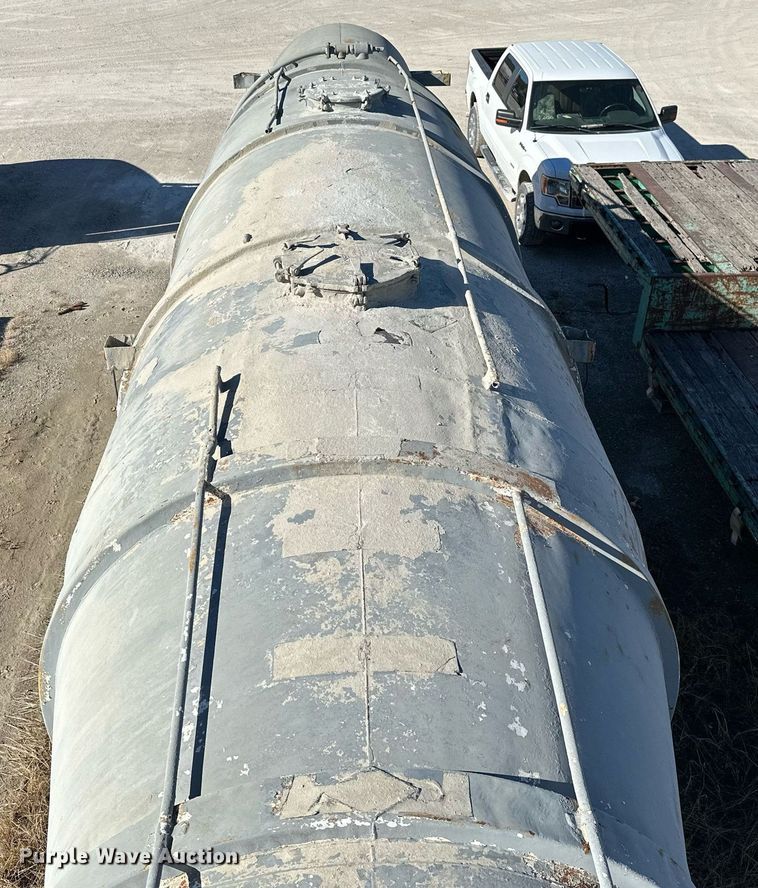 image for item NO9372 1969 Butler pneumatic dry bulk trailer