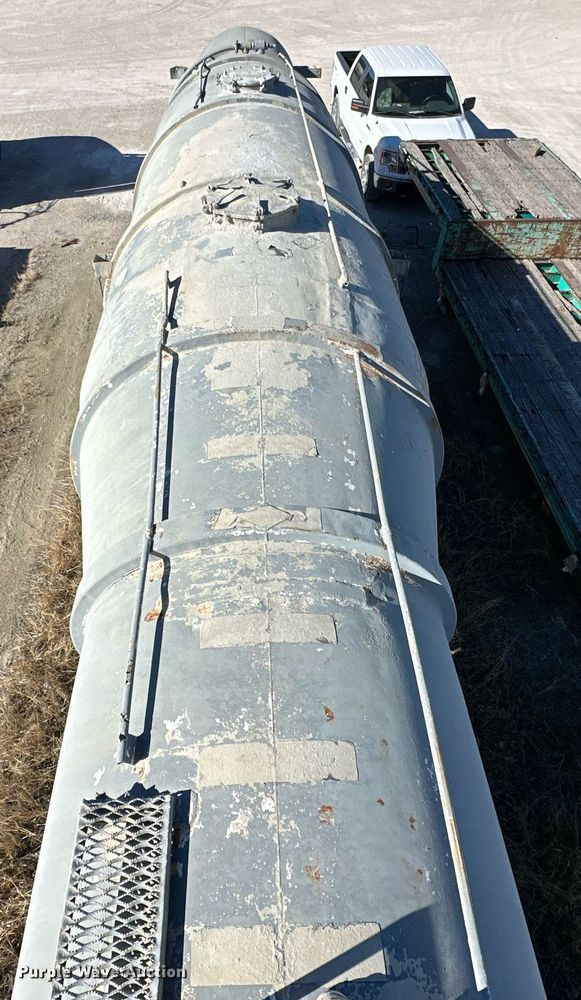 image for item NO9372 1969 Butler pneumatic dry bulk trailer