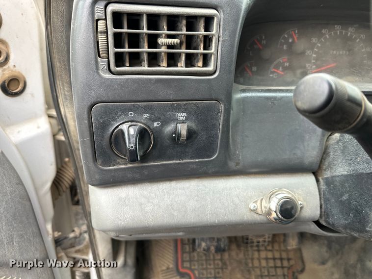 image for item NT9008 2005 Ford  F750 utility / service truck