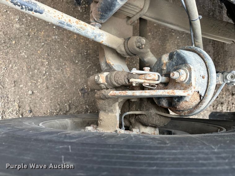 image for item NT9008 2005 Ford  F750 utility / service truck