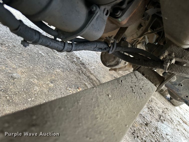 image for item NT9008 2005 Ford  F750 utility / service truck