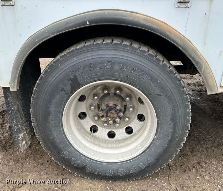 image for item NT9008 2005 Ford  F750 utility / service truck