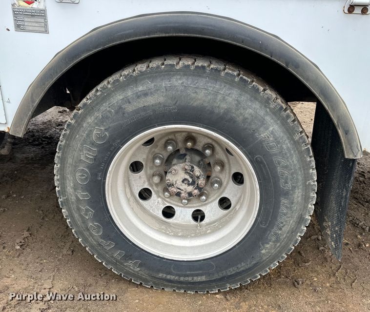 image for item NT9008 2005 Ford  F750 utility / service truck