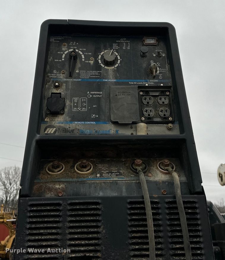 image for item NT9010 2005 Ford F650 utility / service truck