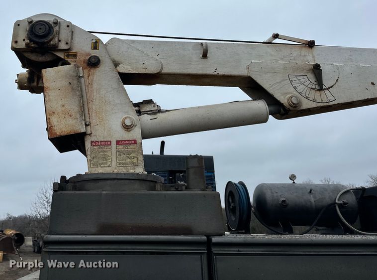 image for item NT9010 2005 Ford F650 utility / service truck