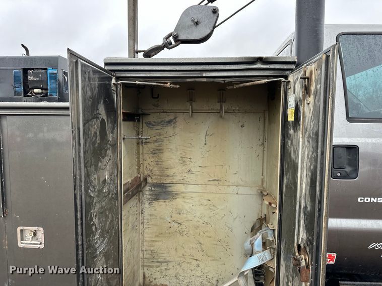 image for item NT9010 2005 Ford F650 utility / service truck