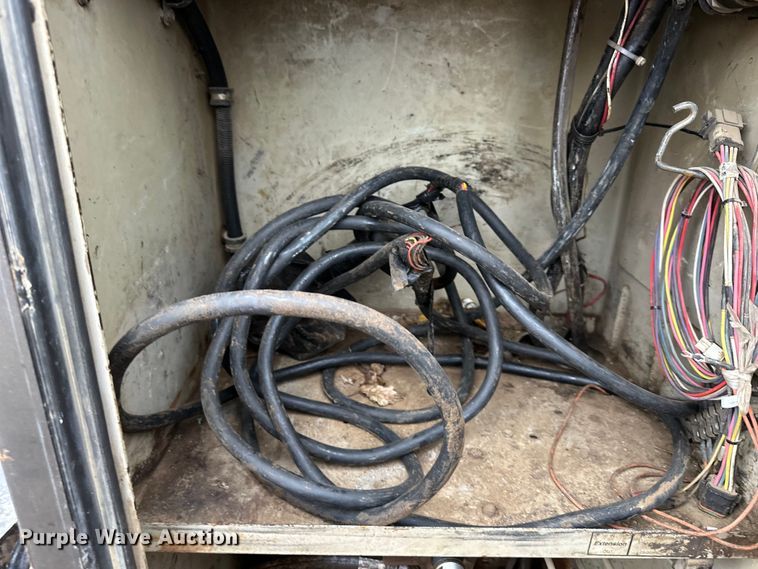 image for item NT9010 2005 Ford F650 utility / service truck