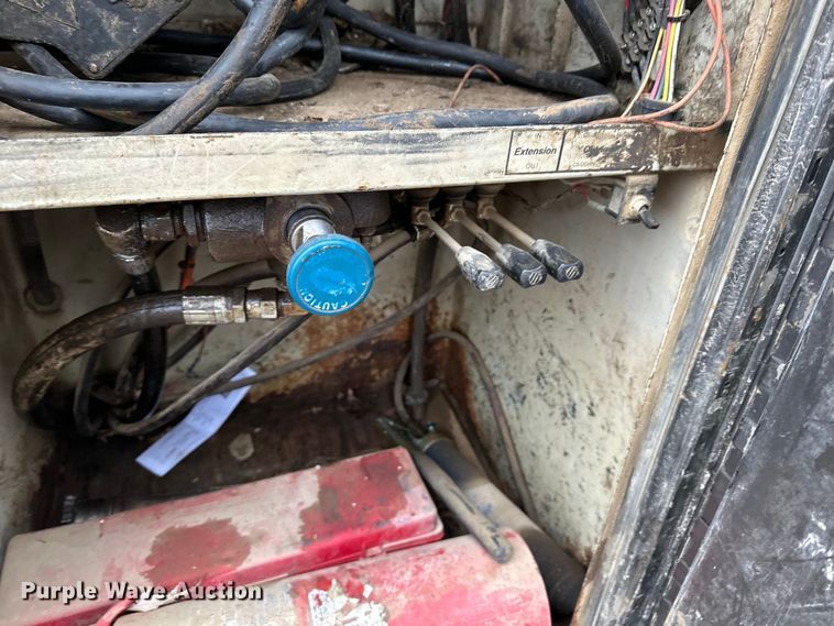 image for item NT9010 2005 Ford F650 utility / service truck