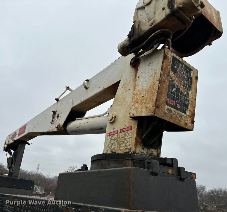 image for item NT9010 2005 Ford F650 utility / service truck