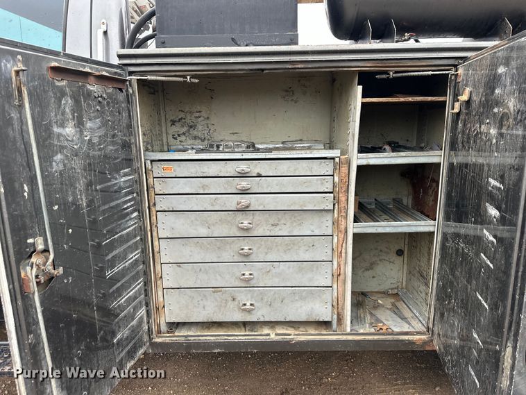 image for item NT9010 2005 Ford F650 utility / service truck