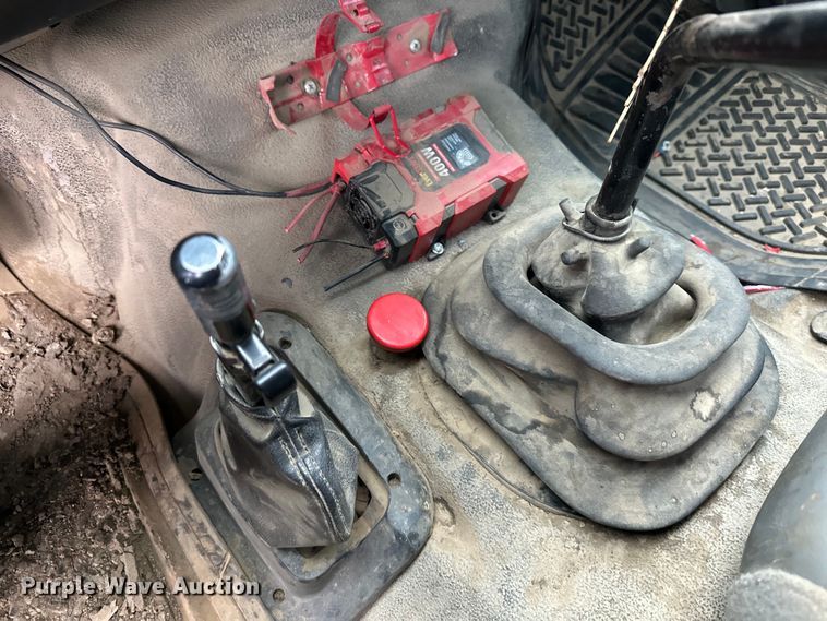 image for item NT9010 2005 Ford F650 utility / service truck