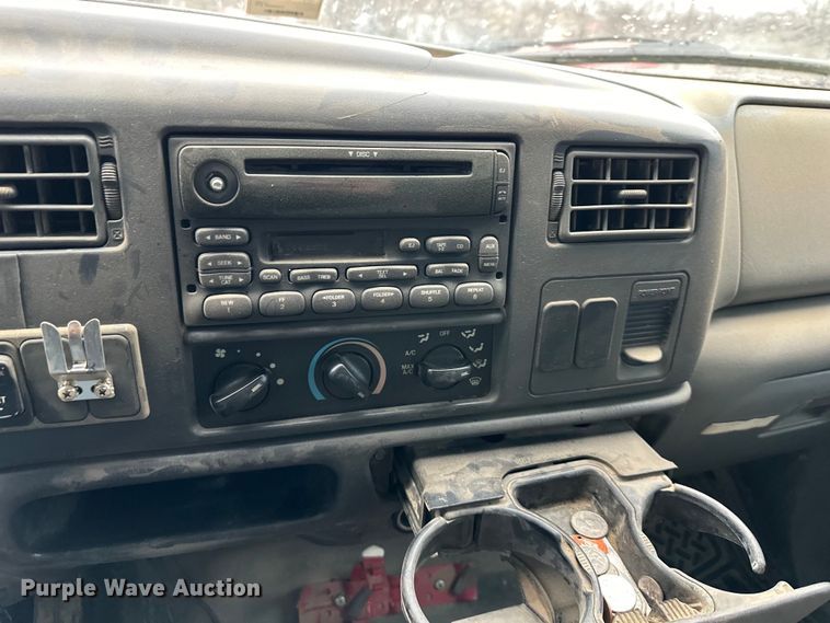 image for item NT9010 2005 Ford F650 utility / service truck