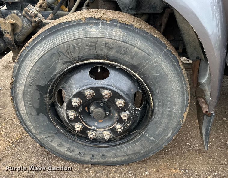 image for item NT9010 2005 Ford F650 utility / service truck