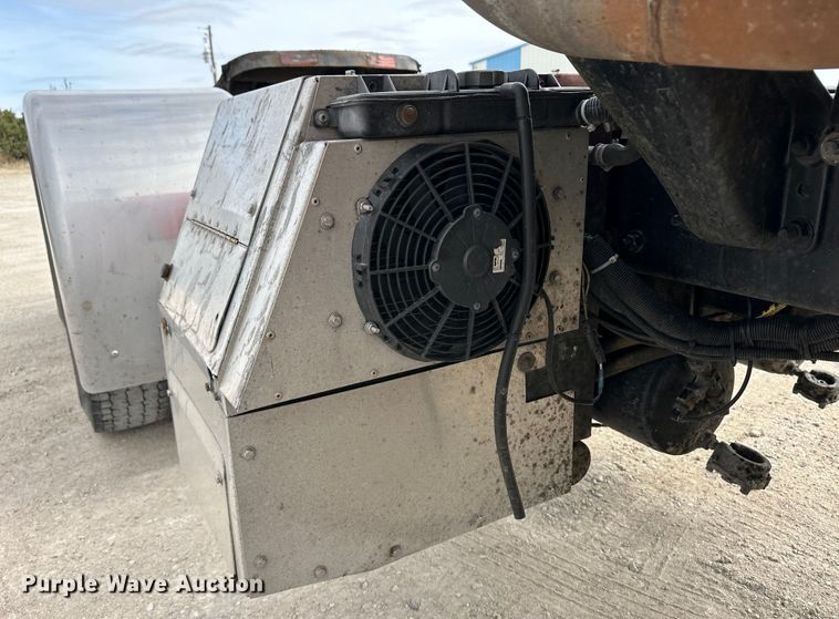 image for item OA9641 2016 Freightliner Cascadia semi truck