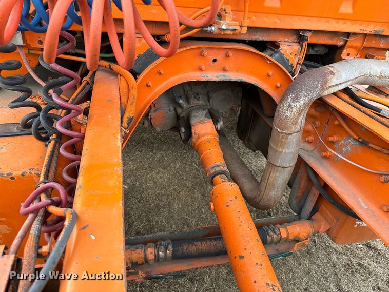 image for item OJ9674 1996 Ford L9000 Aeromax semi truck