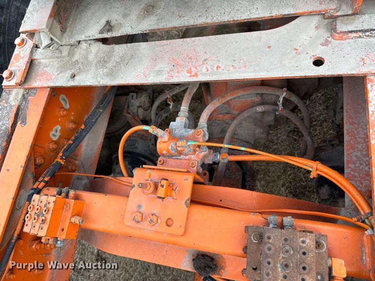 image for item OJ9674 1996 Ford L9000 Aeromax semi truck